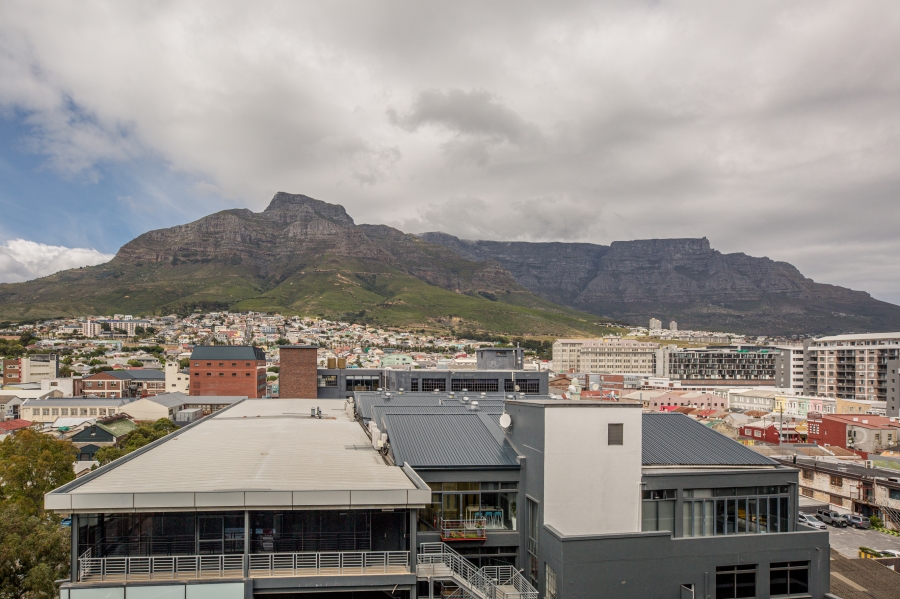 2 Bedroom Property for Sale in Woodstock Western Cape